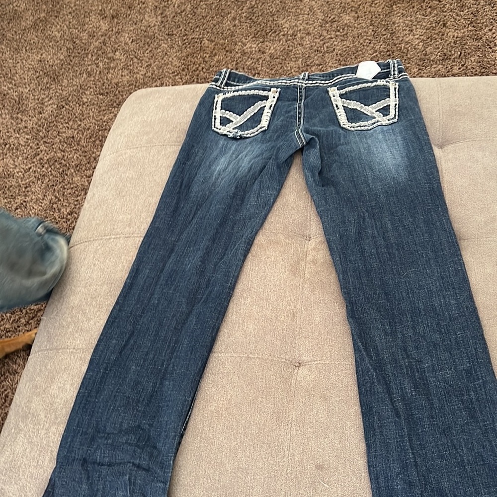 Jeans - Picture 2 of 3